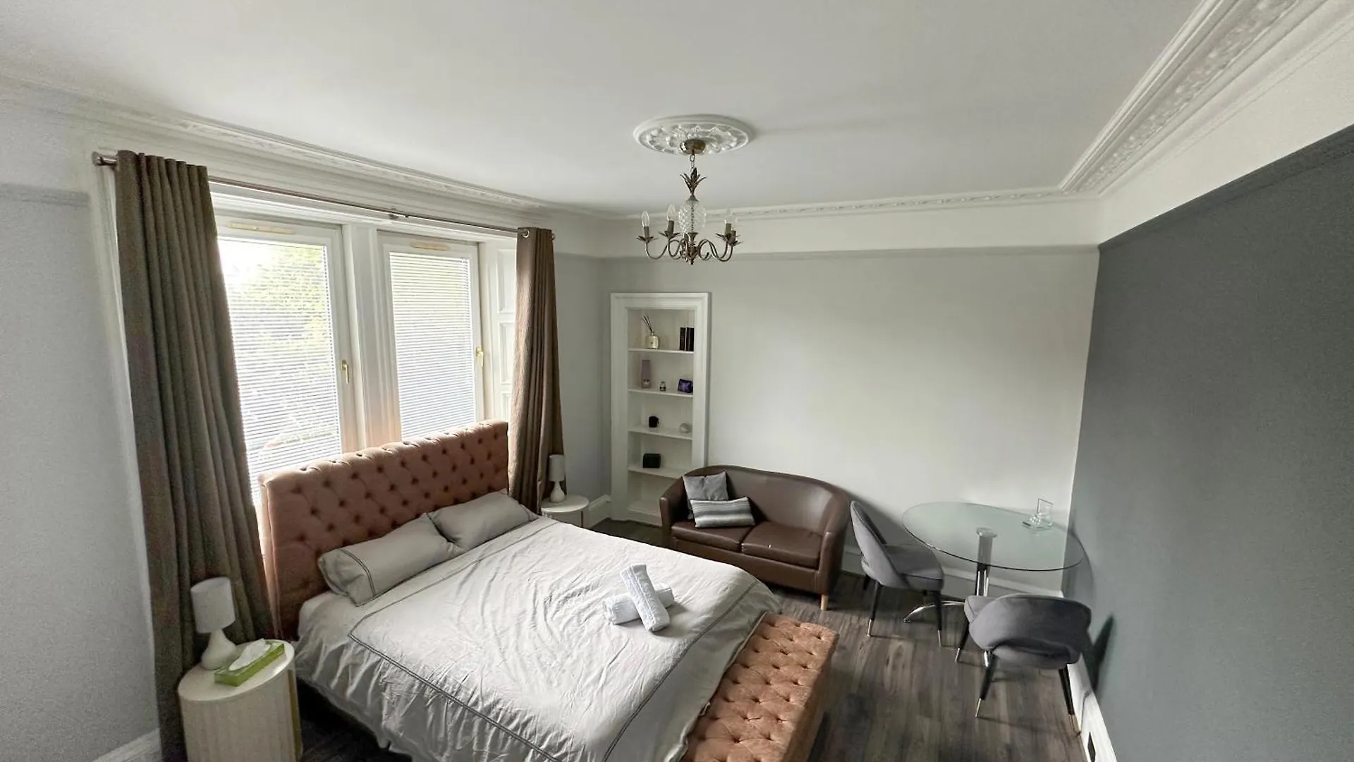 Immanuel House - Modern Luxury Victorian Home 1872 - Free Parking & Fast Fibre Optic Wifi Edinburgh