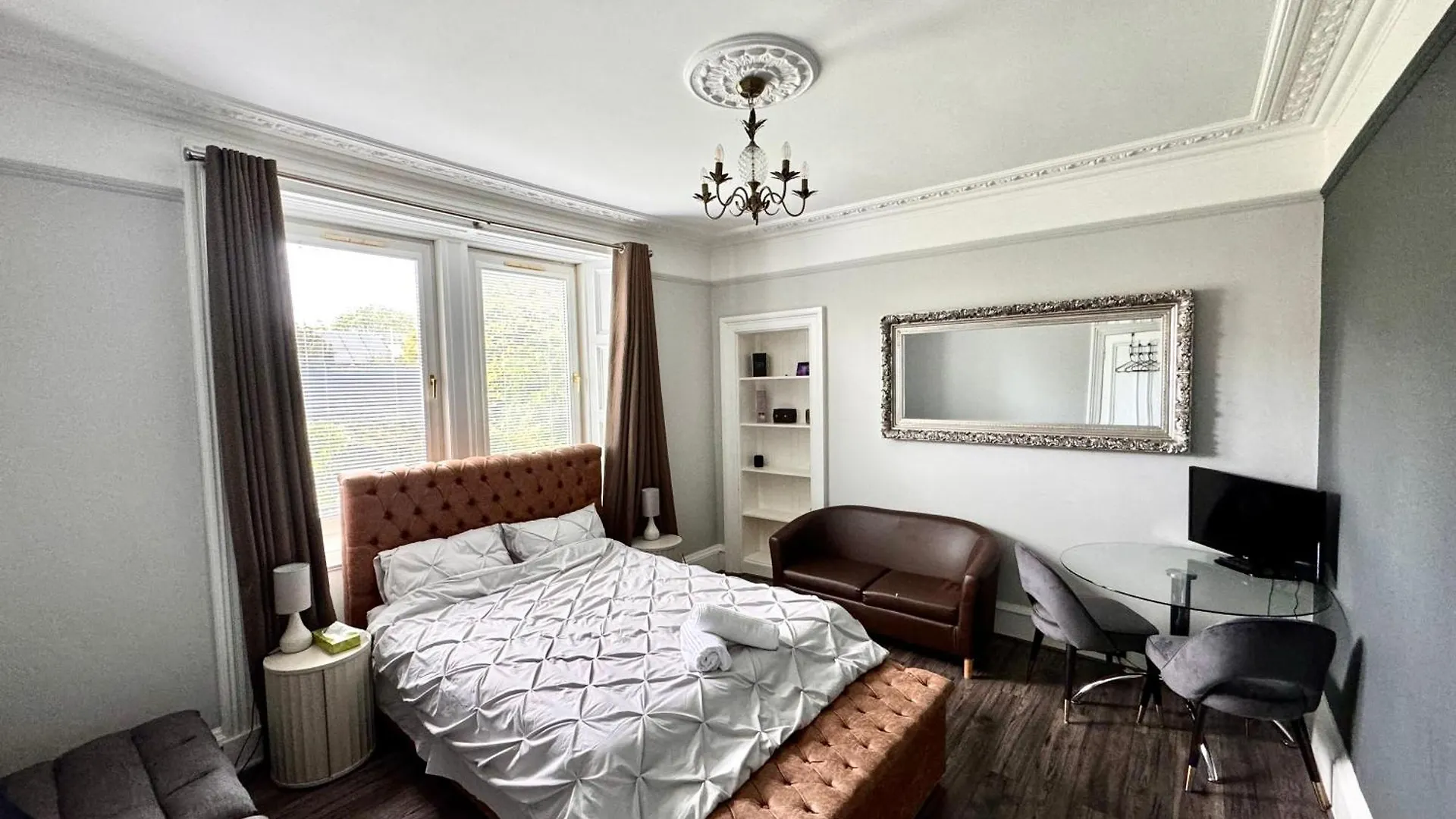 Immanuel House - Modern Luxury Victorian Home 1872 - Free Parking & Fast Fibre Optic Wifi Edinburgh